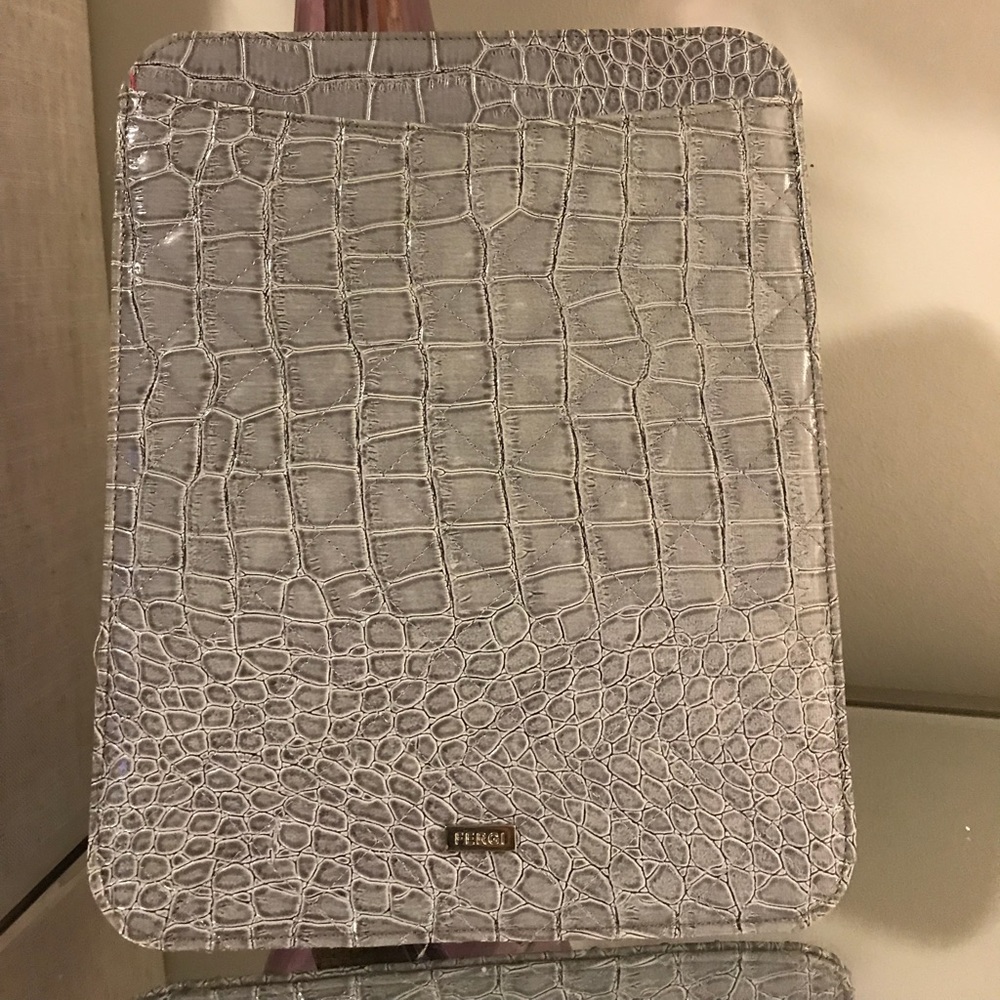 FERGY Authentic🇮🇹 IPad 2-3 ( crocodile engraving - Picture 4 of 8